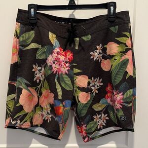 ROARK PASSAGE BOARDSHORTS 17" MENS ,Size 31